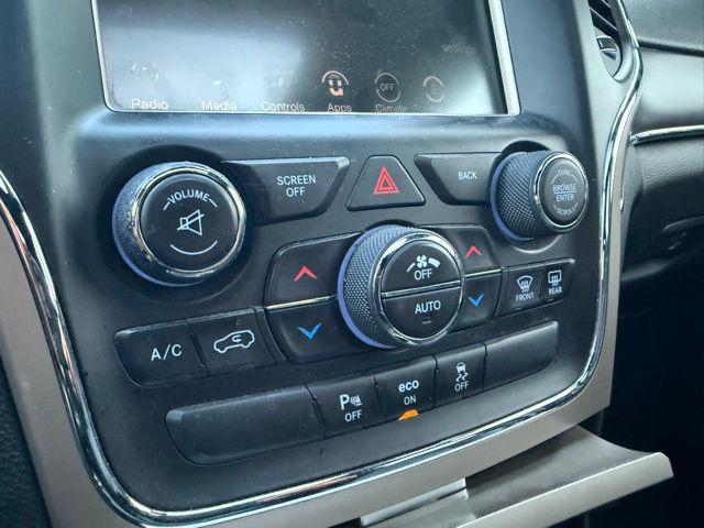 used 2014 Jeep Grand Cherokee car, priced at $9,997