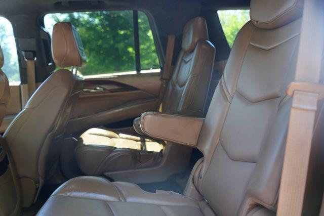 used 2017 Cadillac Escalade car, priced at $24,976