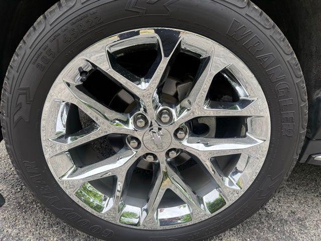 used 2018 Chevrolet Tahoe car, priced at $21,976