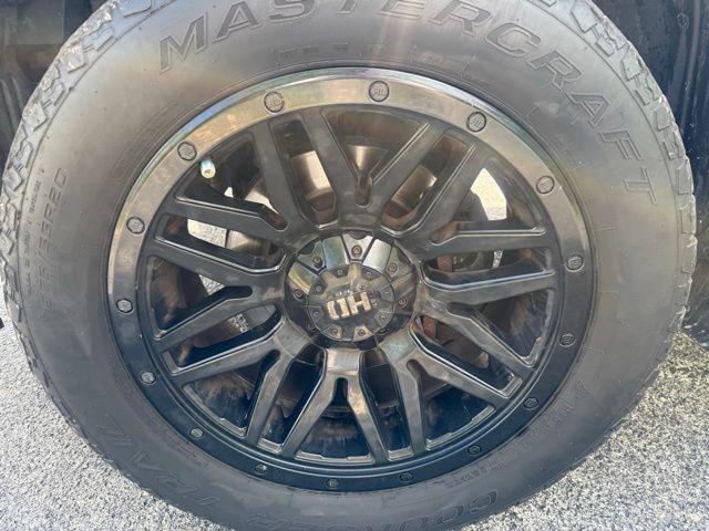 used 2017 Nissan Titan car, priced at $18,776