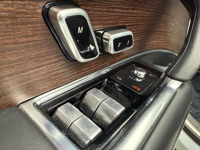 used 2023 Land Rover Range Rover car, priced at $81,976
