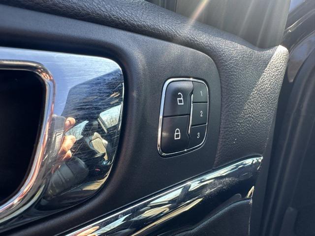 used 2014 Lincoln MKS car, priced at $9,476