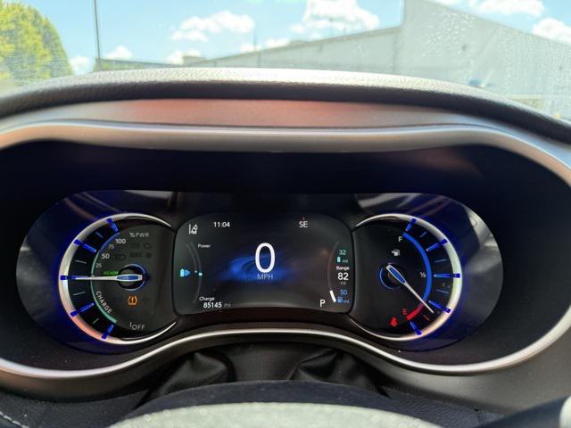 used 2022 Chrysler Pacifica Hybrid car, priced at $19,576