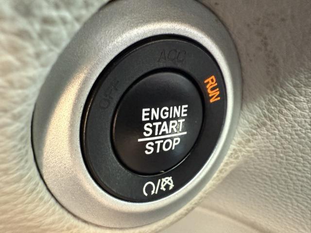 used 2022 Chrysler Pacifica Hybrid car, priced at $19,576