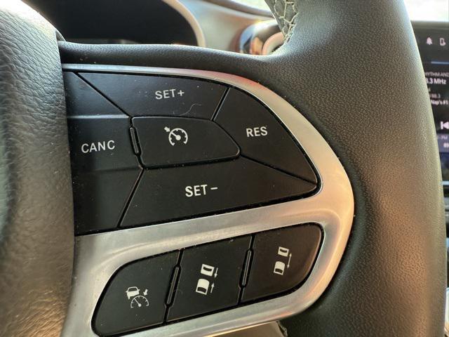 used 2022 Chrysler Pacifica Hybrid car, priced at $19,576