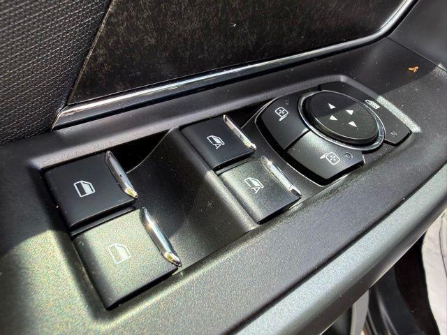 used 2021 Ford F-150 car, priced at $30,976