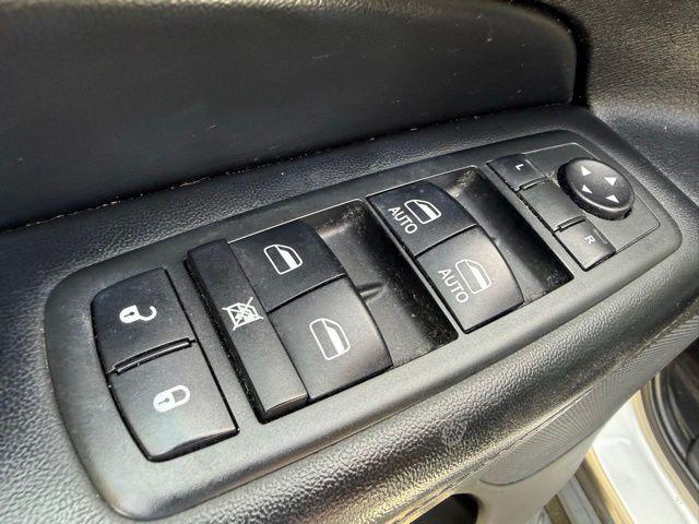 used 2013 Jeep Grand Cherokee car, priced at $9,876