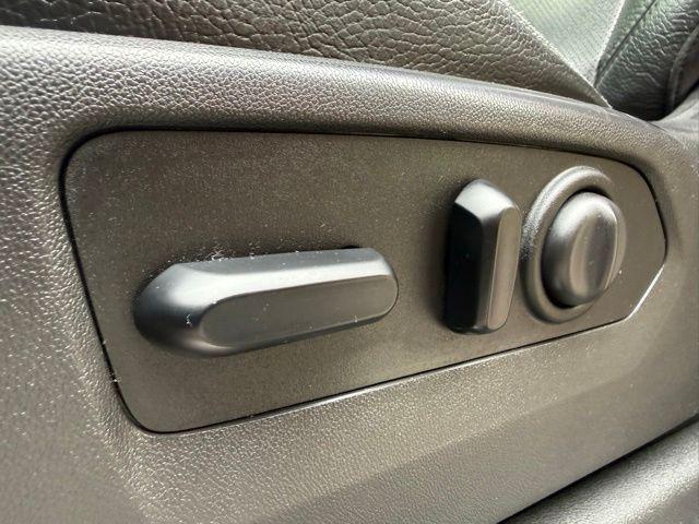 used 2019 GMC Sierra 1500 car, priced at $29,976