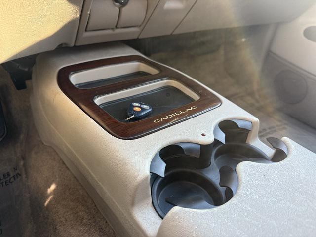 used 2000 Cadillac Escalade car, priced at $4,476