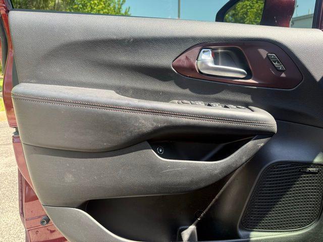 used 2020 Chrysler Pacifica Hybrid car, priced at $17,776