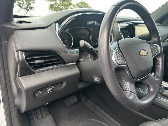 used 2022 Chevrolet Traverse car, priced at $33,390
