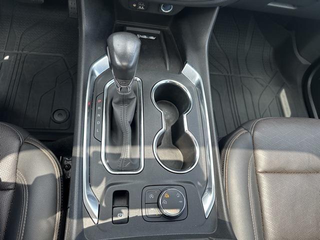 used 2022 Chevrolet Traverse car, priced at $33,390