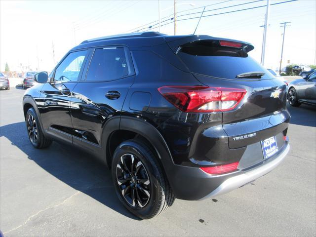 2022 Mosaic Black Metallic Chevrolet Trailblazer