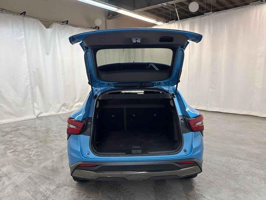 used 2025 Chevrolet Trax car, priced at $26,999