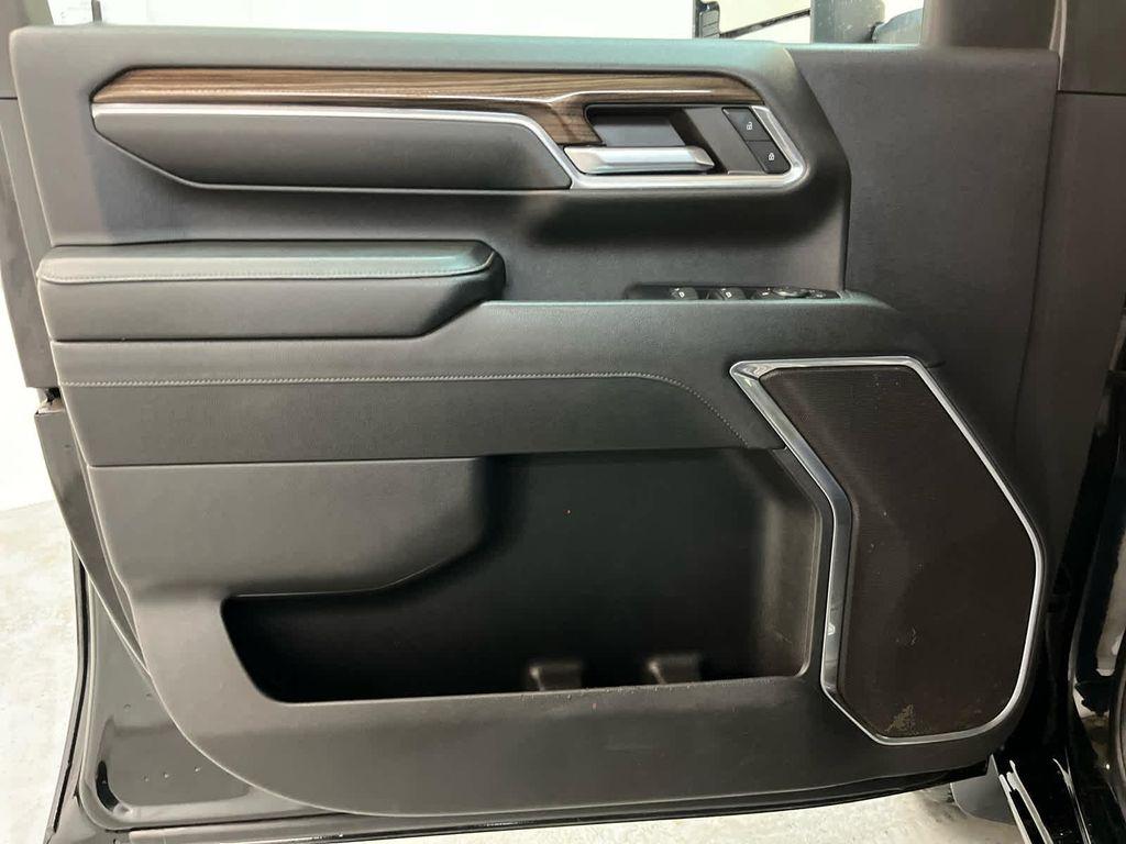 used 2024 Chevrolet Silverado 2500 car, priced at $50,999