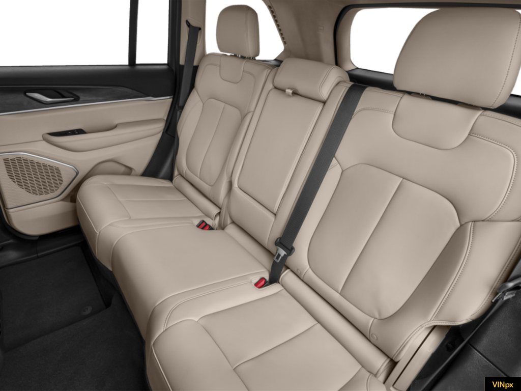 used 2025 Jeep Grand Cherokee car, priced at $38,999