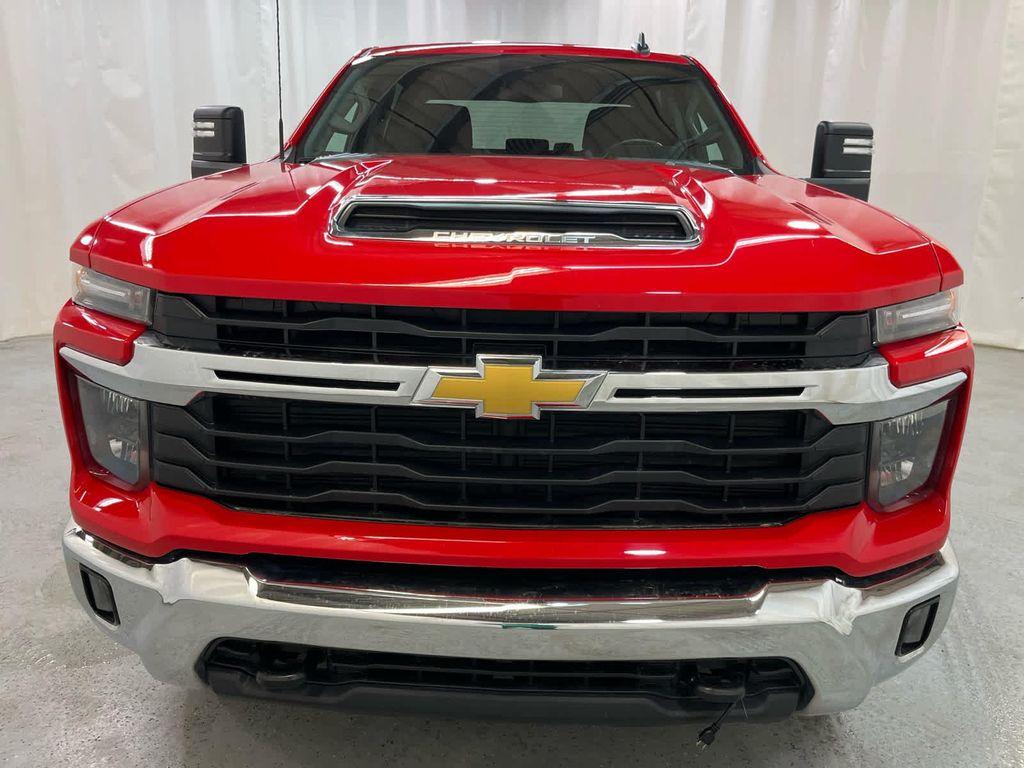 used 2024 Chevrolet Silverado 2500 car, priced at $52,999