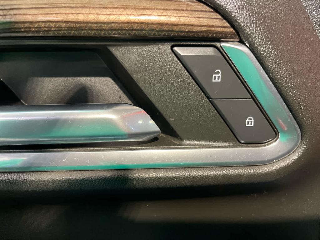 used 2024 Chevrolet Silverado 2500 car, priced at $52,999