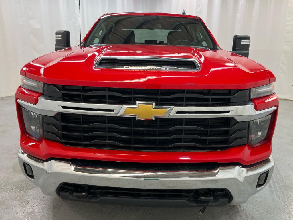 used 2024 Chevrolet Silverado 2500 car, priced at $52,999