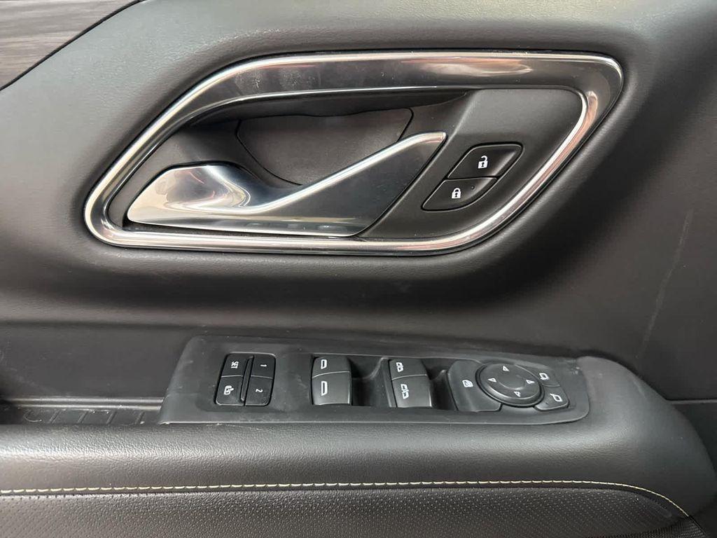 used 2023 GMC Yukon car, priced at $59,999