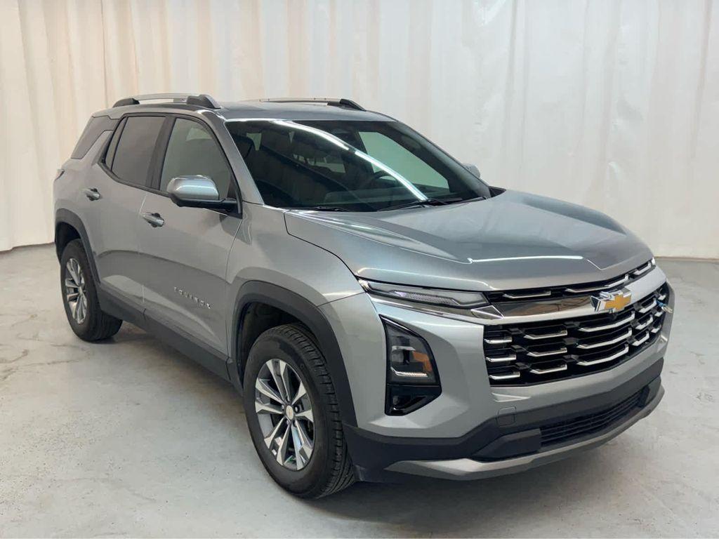 used 2025 Chevrolet Equinox car, priced at $29,999