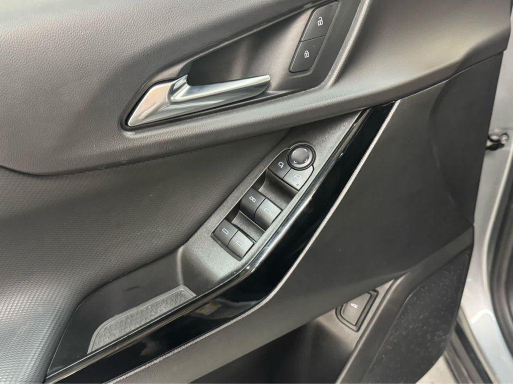 used 2025 Chevrolet Equinox car, priced at $29,999