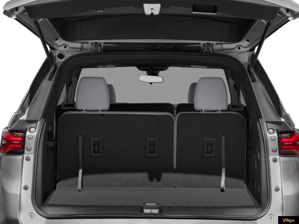 used 2023 Chevrolet Traverse car, priced at $29,999