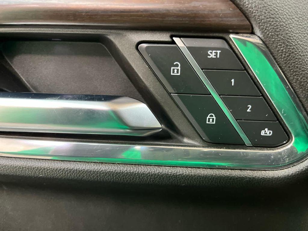 used 2024 GMC Sierra 1500 car, priced at $51,999