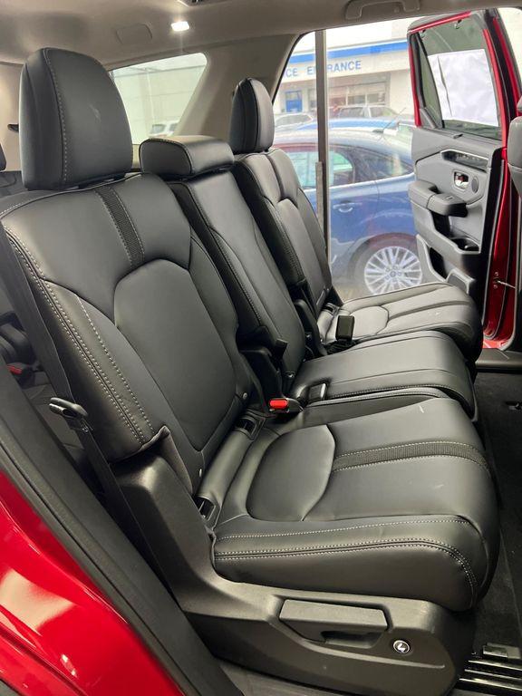 new 2025 Honda Pilot car, priced at $53,450