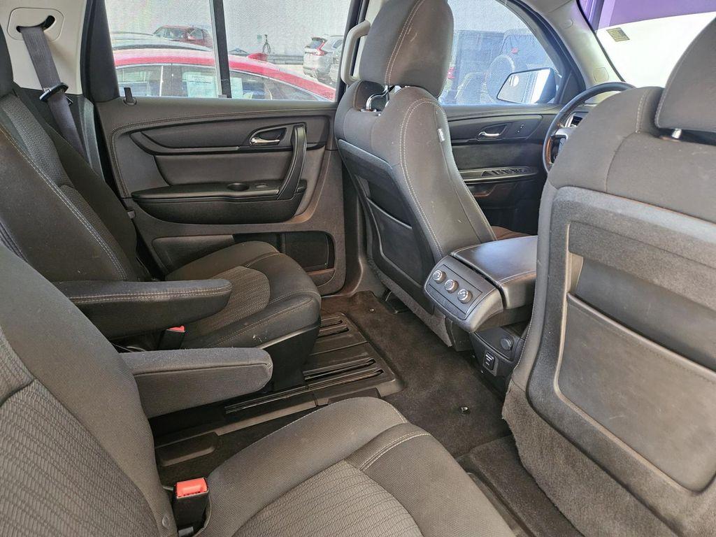 used 2014 Chevrolet Traverse car, priced at $10,750