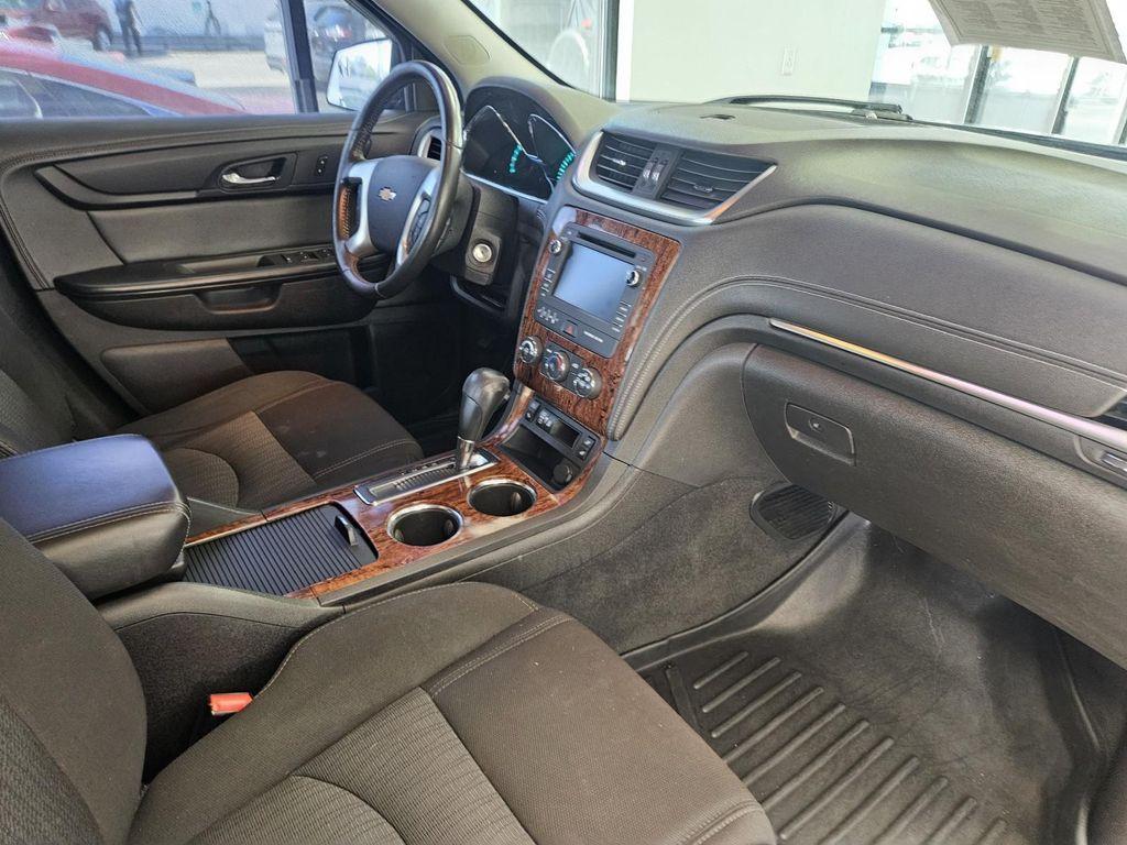 used 2014 Chevrolet Traverse car, priced at $10,750
