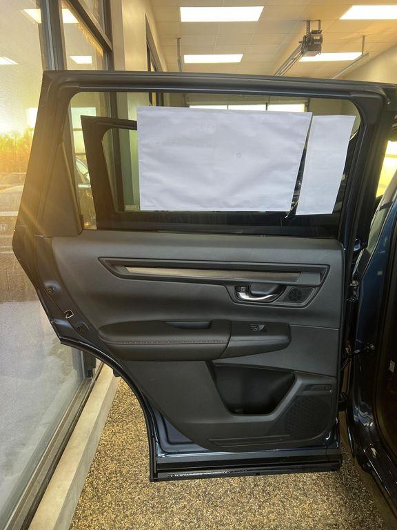 new 2026 Honda CR-V Hybrid car, priced at $41,675