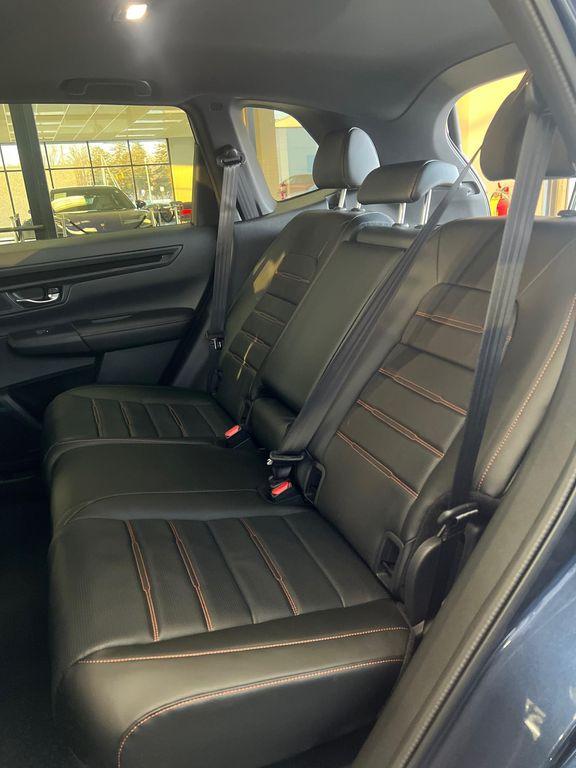 new 2026 Honda CR-V Hybrid car, priced at $41,675