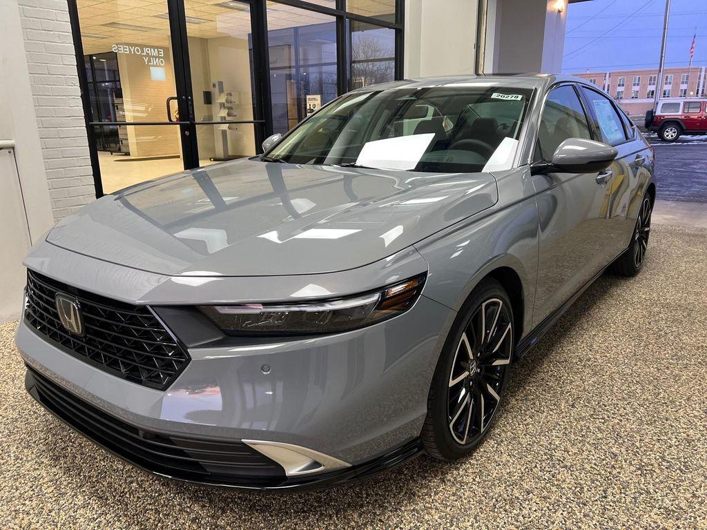 new 2025 Honda Accord Hybrid car, priced at $40,905