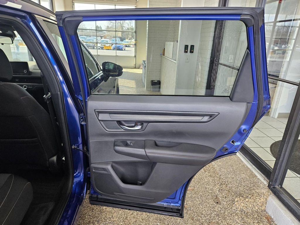 used 2023 Honda CR-V Hybrid car, priced at $31,500