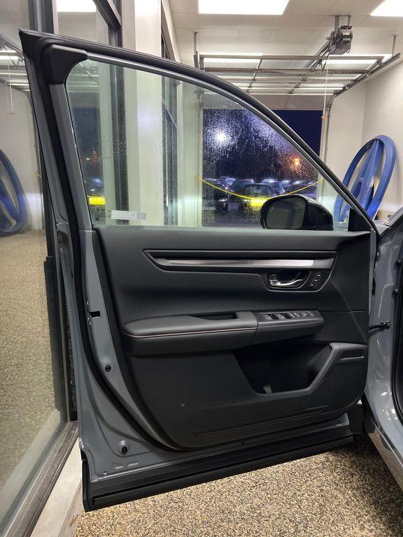 new 2026 Honda CR-V Hybrid car, priced at $42,130