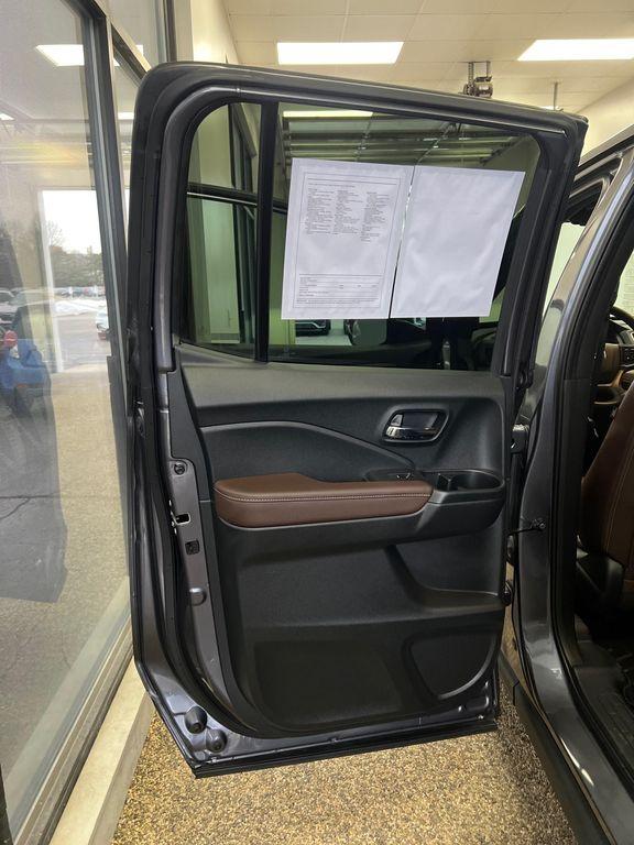 used 2024 Honda Ridgeline car, priced at $35,995