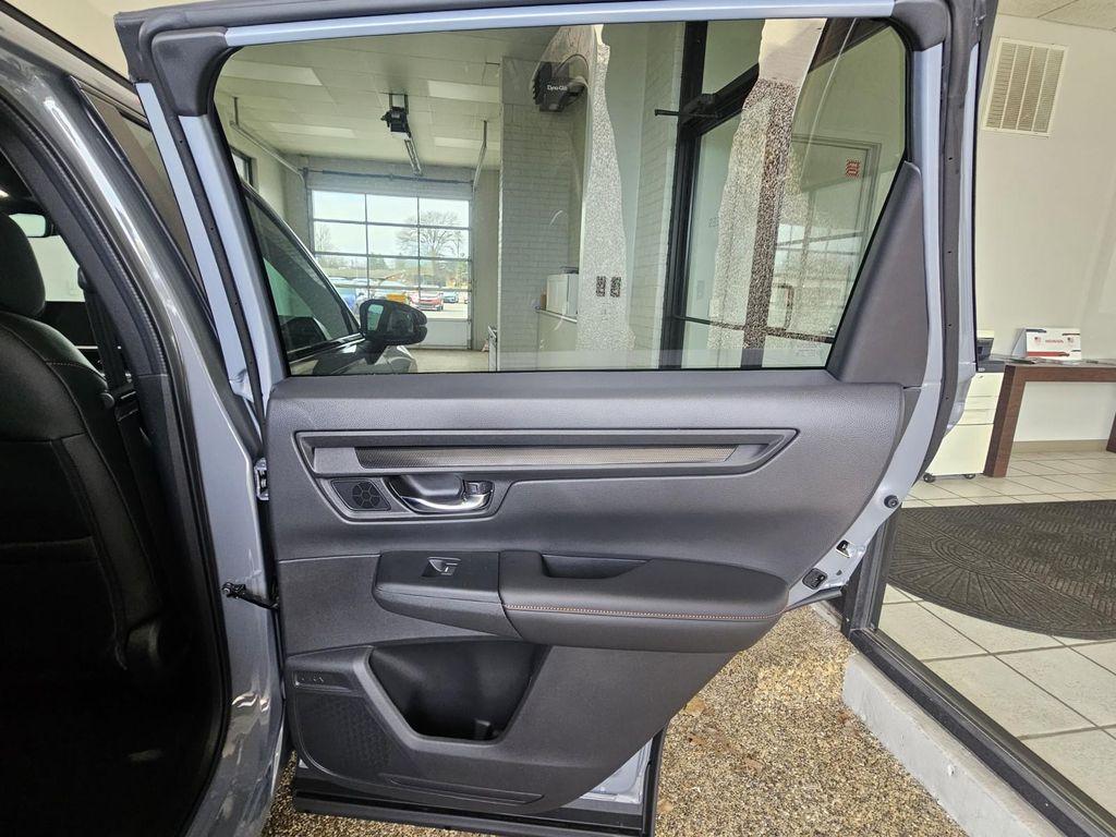 new 2026 Honda CR-V Hybrid car, priced at $42,130