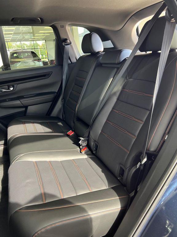 new 2026 Honda CR-V Hybrid car, priced at $41,675