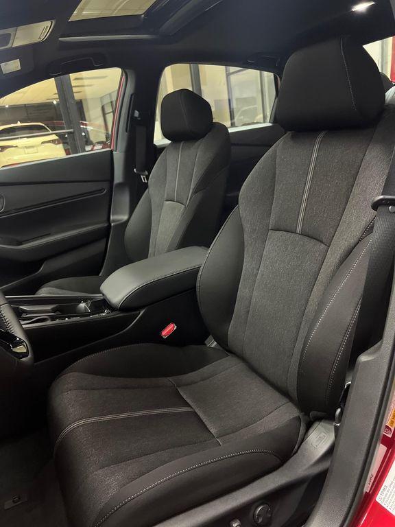 new 2025 Honda Accord Hybrid car, priced at $35,305