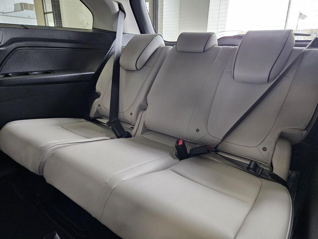 new 2026 Honda Odyssey car, priced at $48,990
