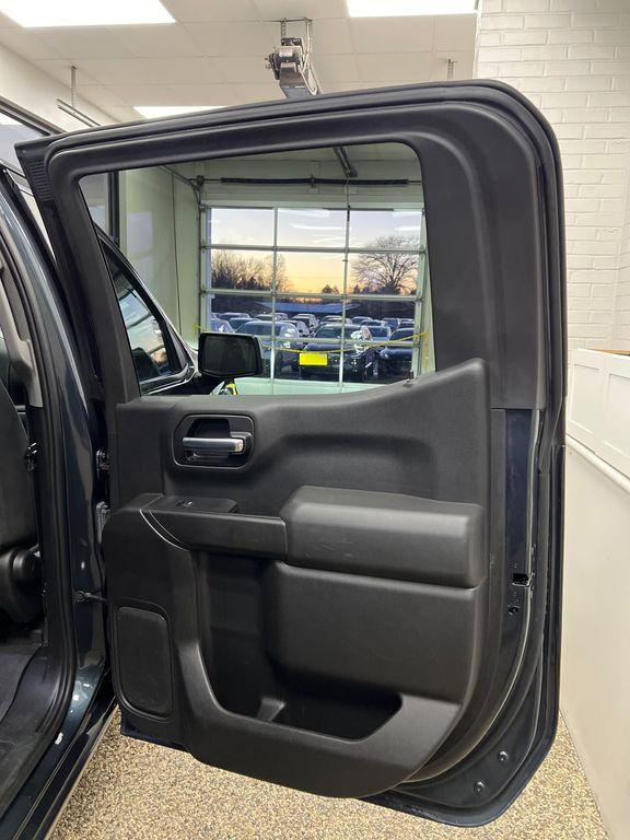 used 2021 Chevrolet Silverado 1500 car, priced at $27,995