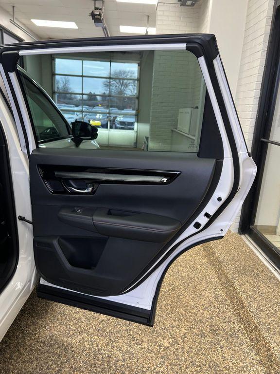 new 2026 Honda CR-V Hybrid car, priced at $44,455