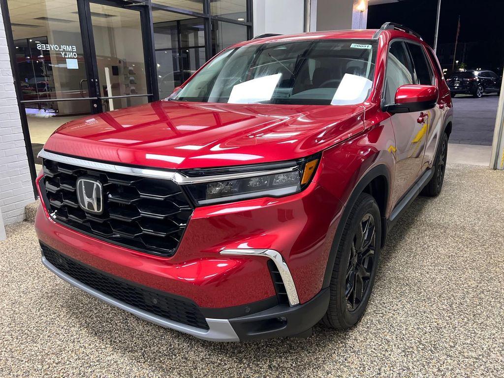 new 2025 Honda Pilot car, priced at $53,450