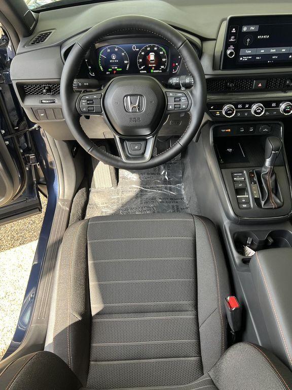 new 2026 Honda CR-V Hybrid car, priced at $40,250