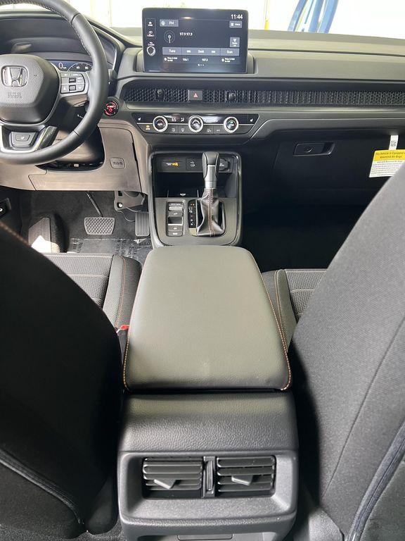 new 2026 Honda CR-V Hybrid car, priced at $40,250