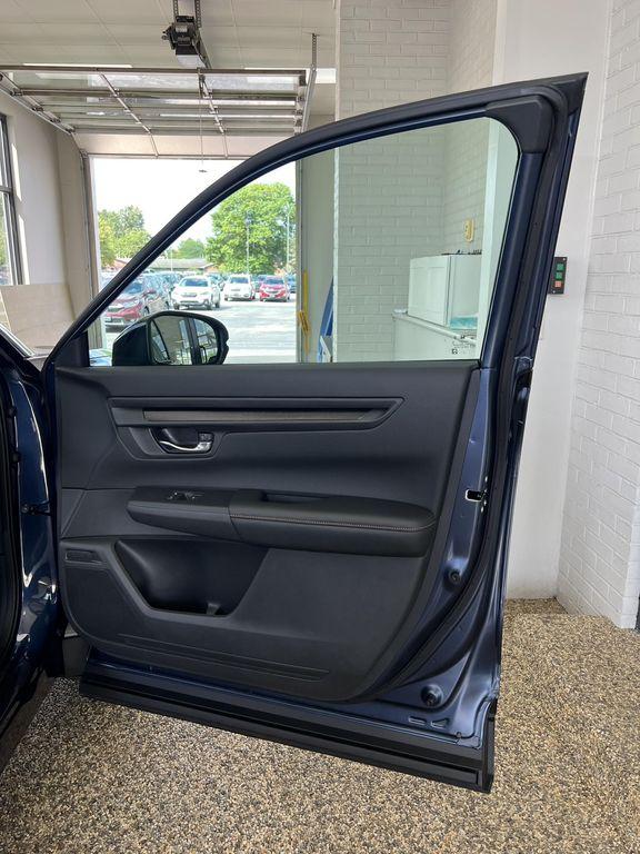 new 2026 Honda CR-V Hybrid car, priced at $40,250