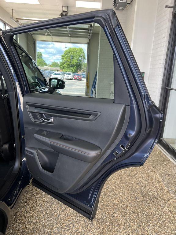 new 2026 Honda CR-V Hybrid car, priced at $40,250