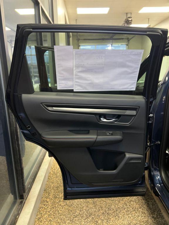 new 2026 Honda CR-V Hybrid car, priced at $38,580