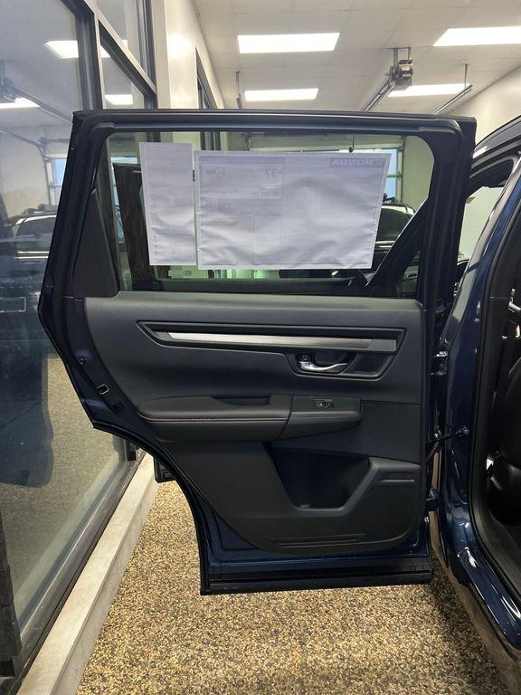 new 2026 Honda CR-V Hybrid car, priced at $41,675